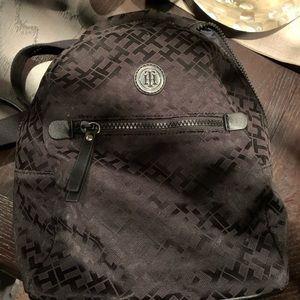 tommy hilfiger backpack